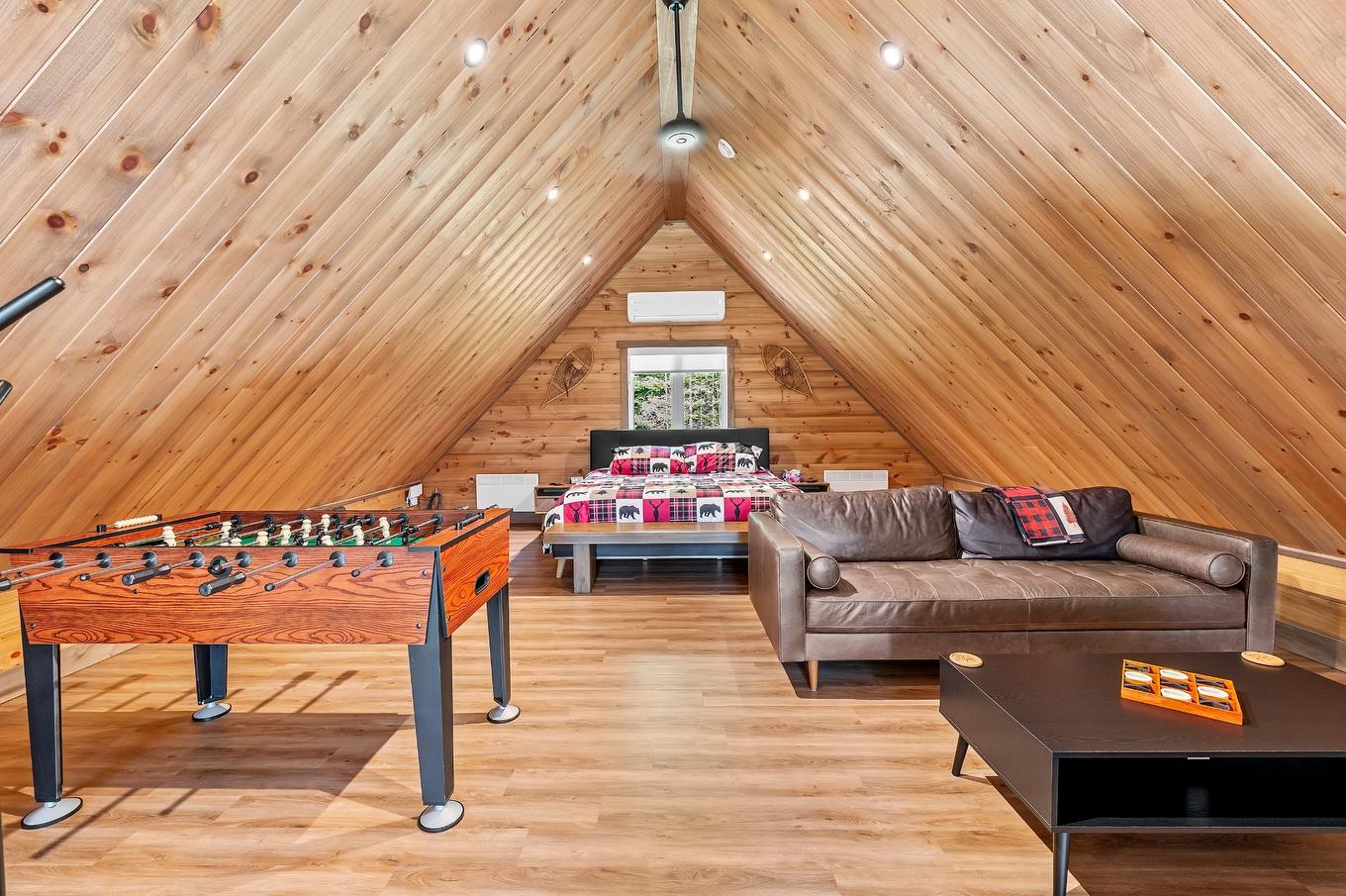 Chambre à coucher principale - 580 Mtée Brien, Lac-Supérieur, QC - Indoor