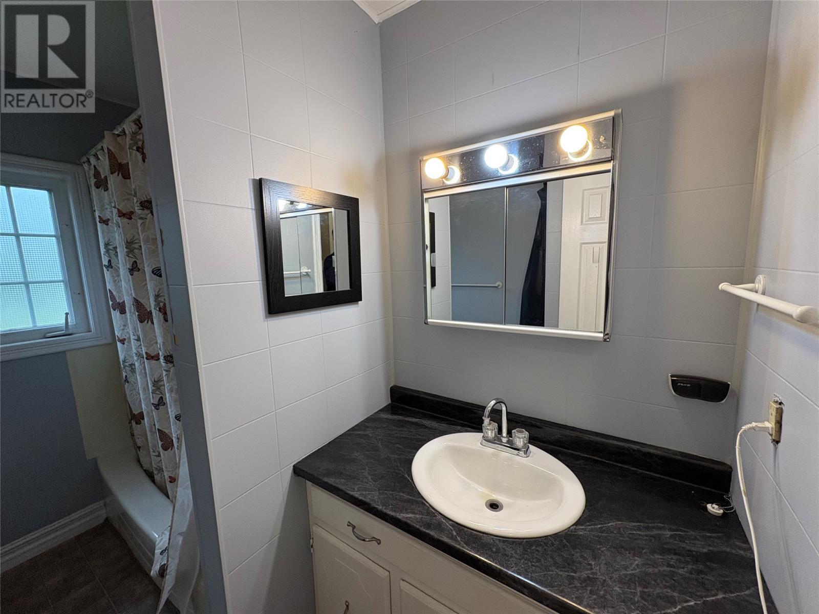 72 Main Street, Brown'S Arm, NL - Indoor Photo Showing Bathroom