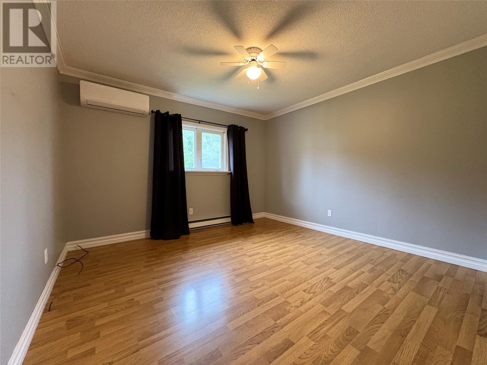 72 Main Street, Brown'S Arm, NL - Indoor Photo Showing Other Room