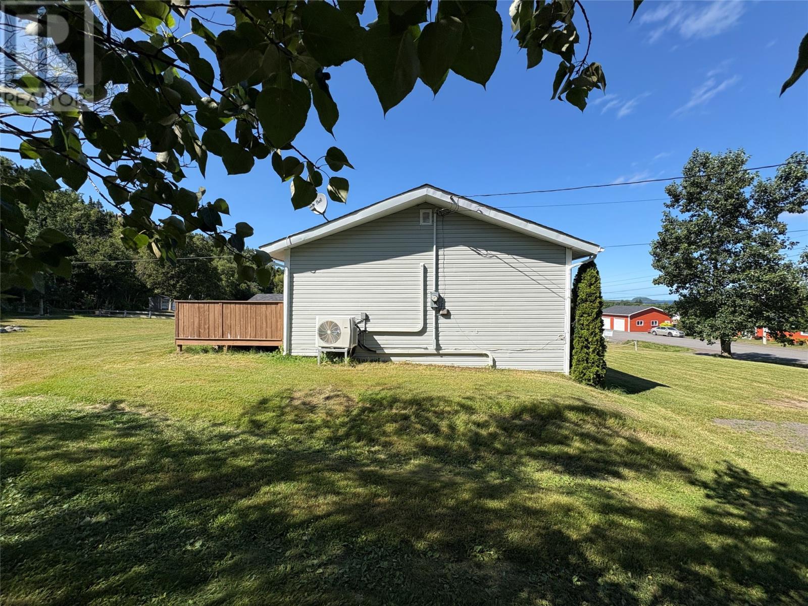 72 Main Street, Brown'S Arm, NL - Outdoor