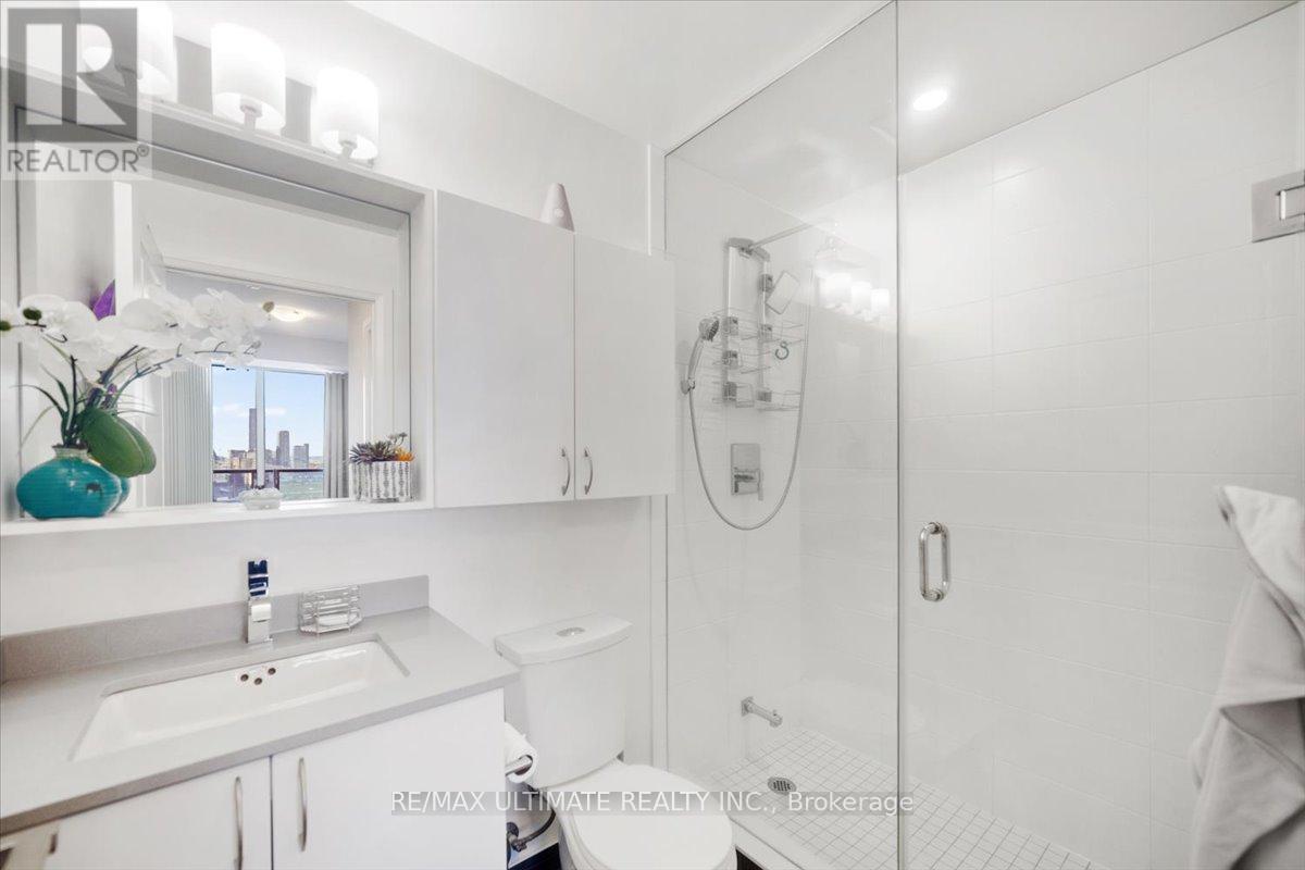 2008 - 3600 Highway 7 Highway, Vaughan, ON - Indoor Photo Showing Bathroom