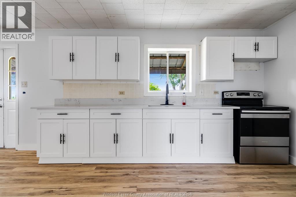 10350 Richardson Sideroad, Tilbury West, ON - Indoor Photo Showing Kitchen