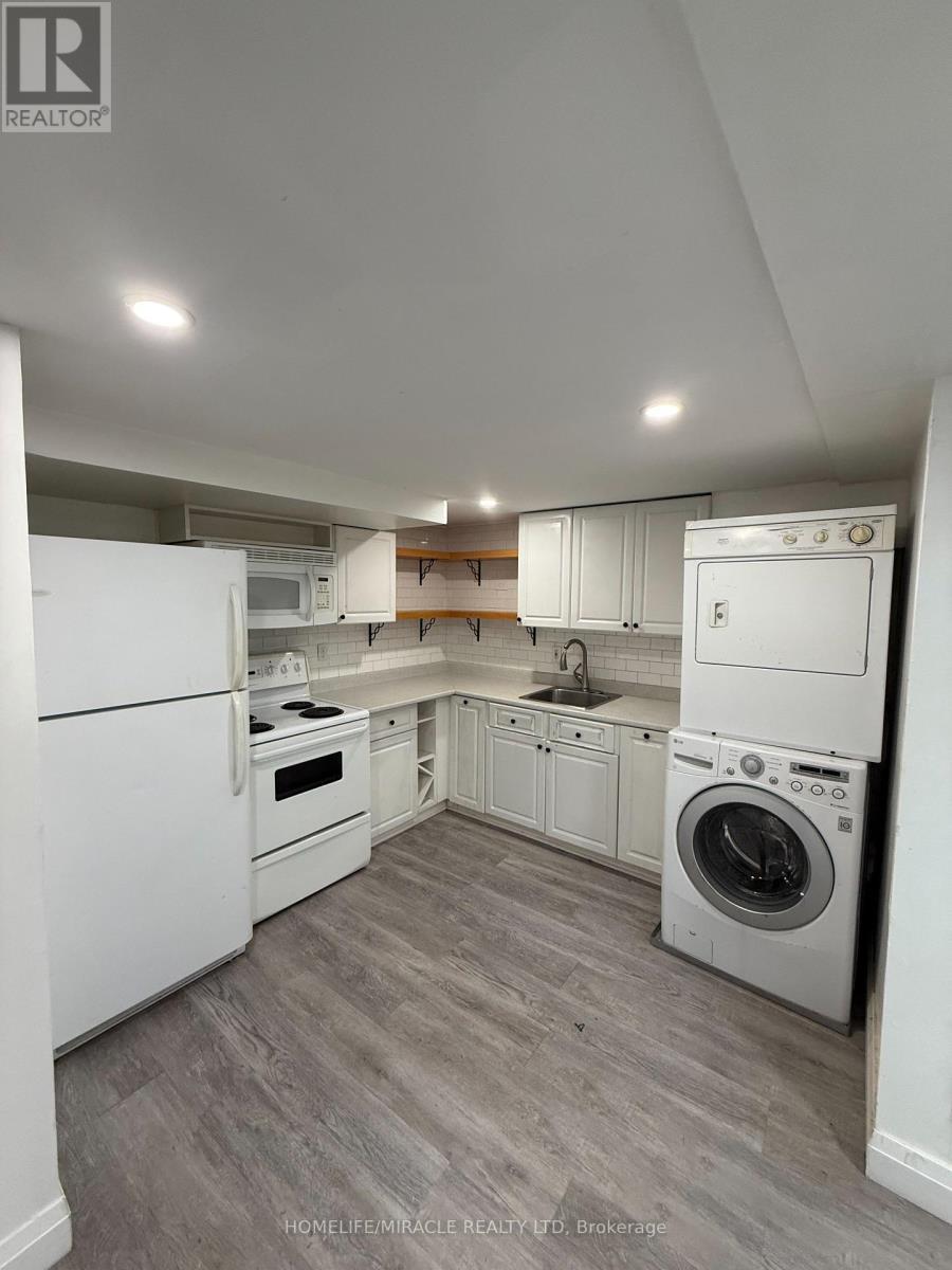 44 Knapton Avenue, Ajax, ON - Indoor Photo Showing Laundry Room