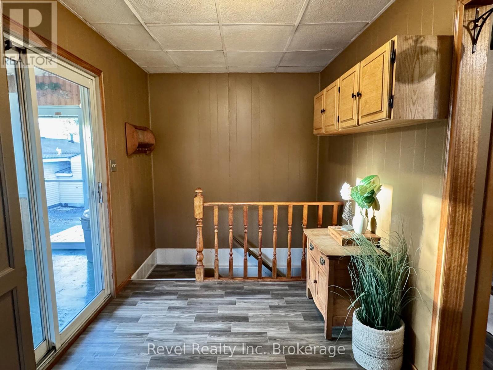 2816 Chiswick Line, Chisholm, ON - Indoor Photo Showing Other Room