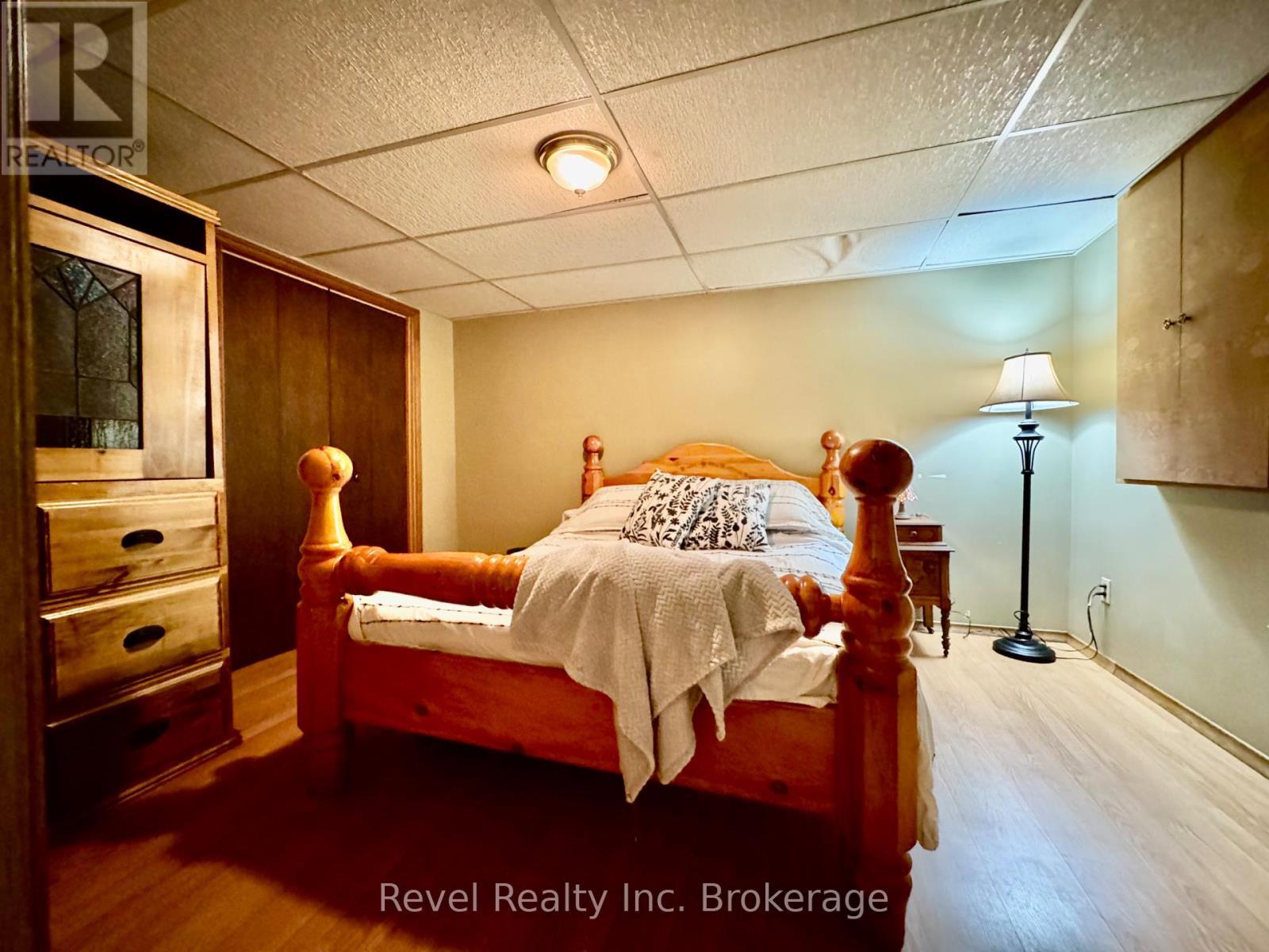 2816 Chiswick Line, Chisholm, ON - Indoor