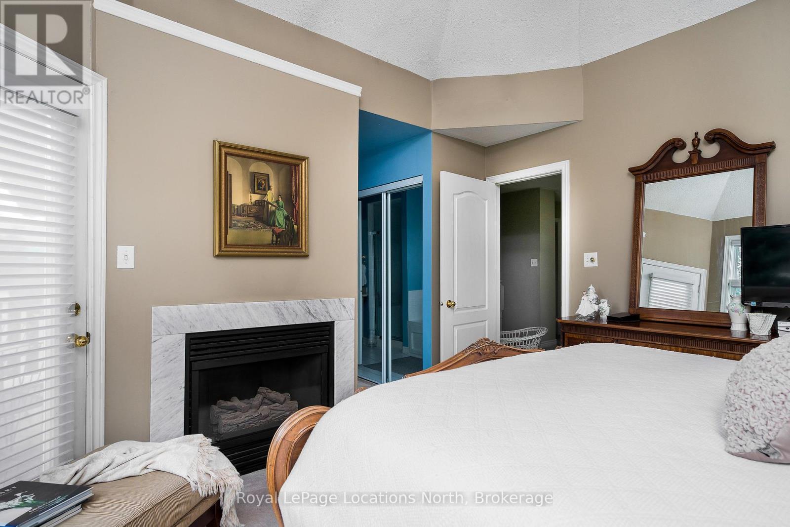 166 Fairway Crescent, Collingwood, ON - Indoor Photo Showing Bedroom