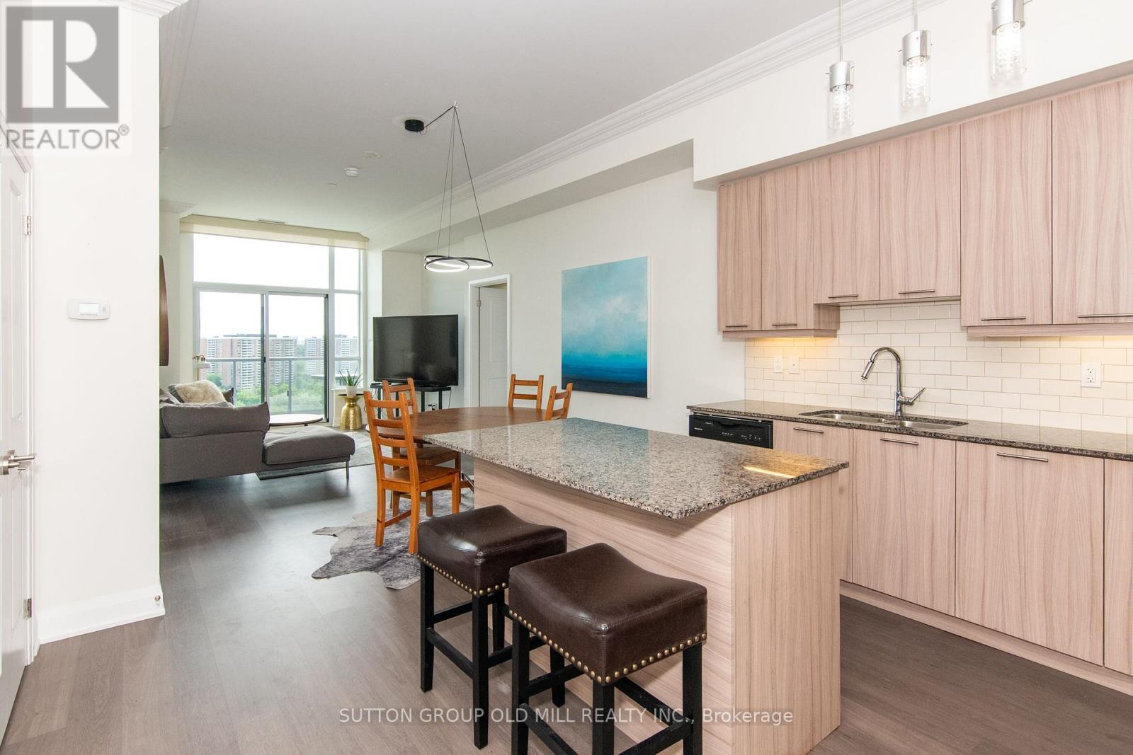 1207 - 35 Fontenay Court, Toronto, ON - Indoor Photo Showing Kitchen