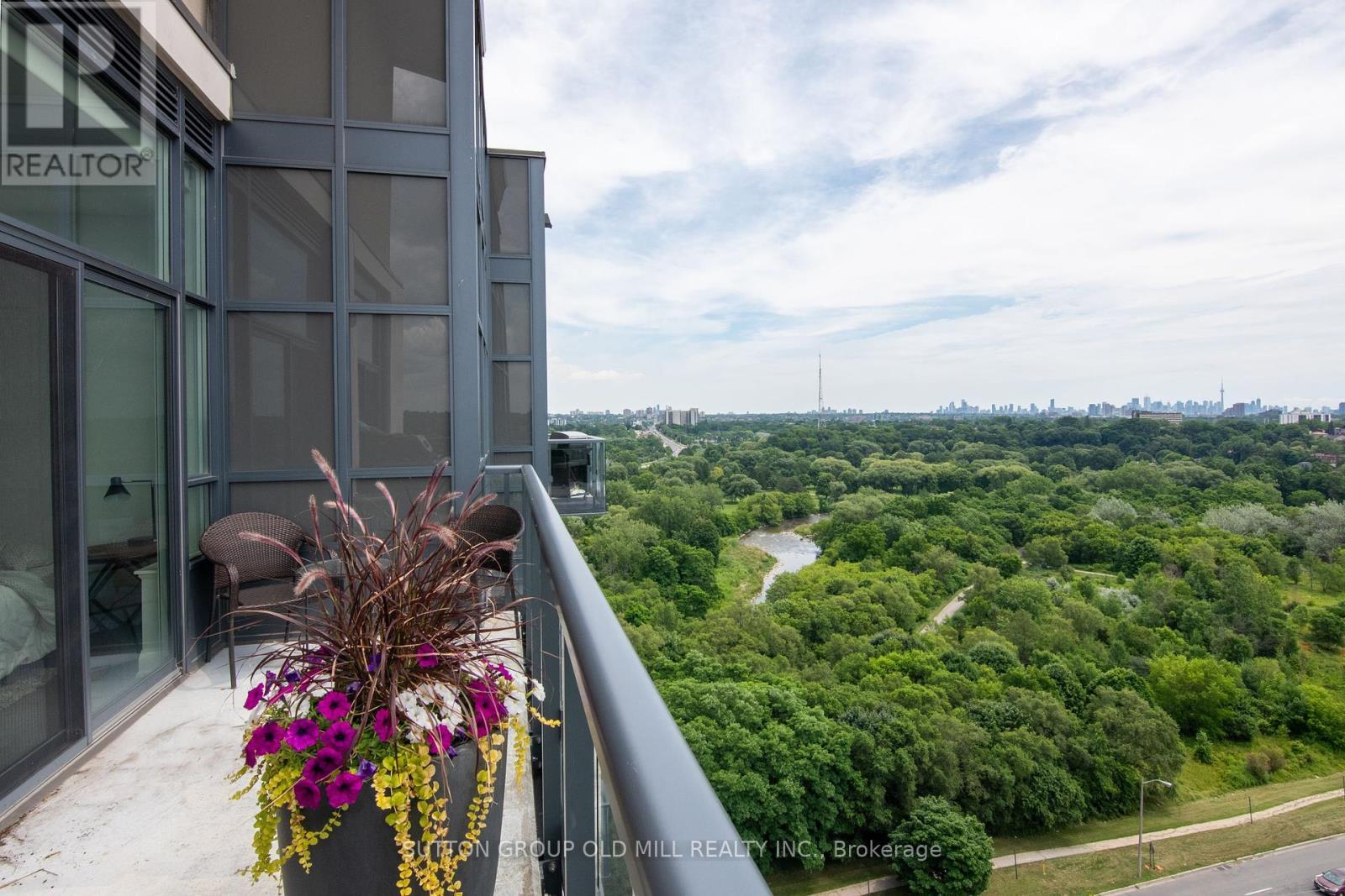 1207 - 35 Fontenay Court, Toronto, ON - Outdoor
