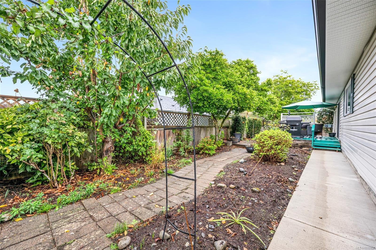 1047 Marchmont Rd, Duncan, BC