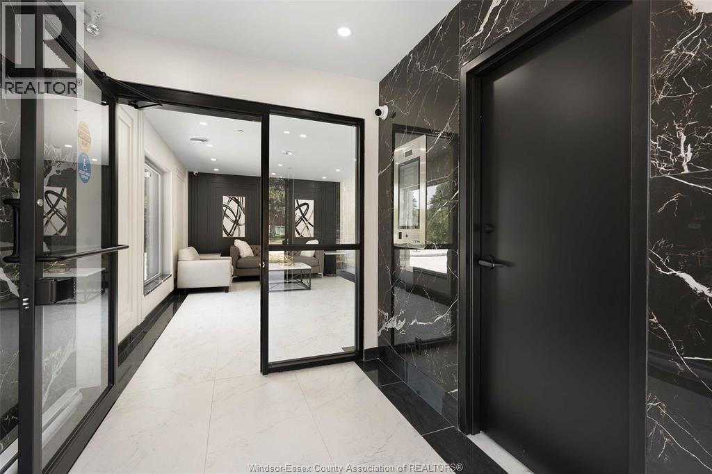 755 Grand Marais Unit# 102, Windsor, ON - Indoor Photo Showing Other Room