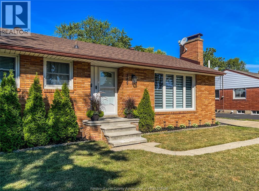 389 Grace, Tecumseh, ON - Outdoor