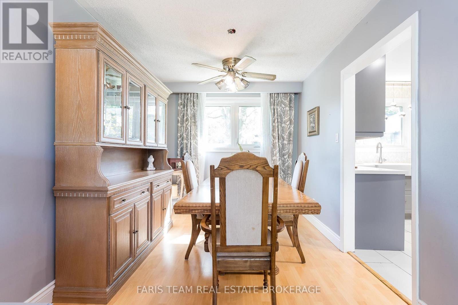 29 Jamieson Drive, Adjala-Tosorontio, ON - Indoor Photo Showing Dining Room