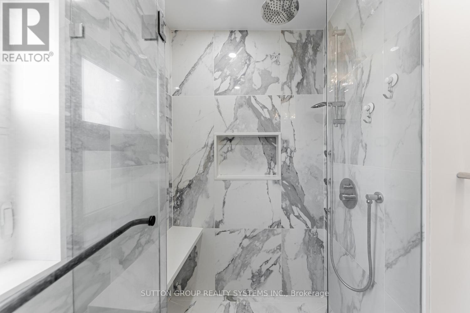 18493 Hurontario Street, Caledon, ON - Indoor Photo Showing Bathroom