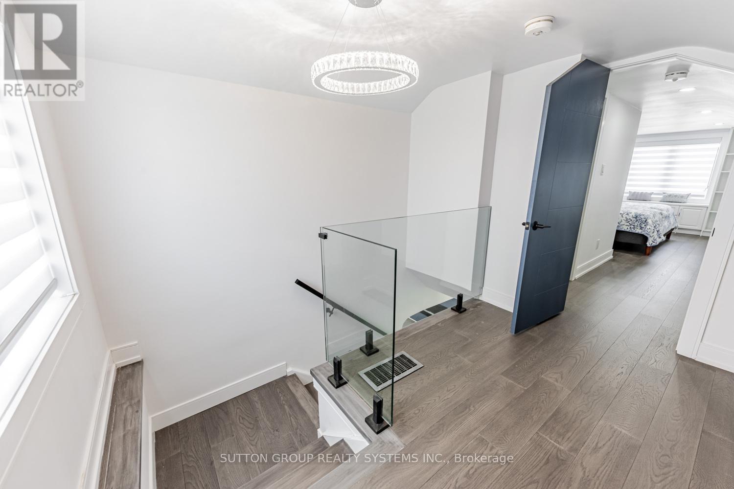 18493 Hurontario Street, Caledon, ON - Indoor Photo Showing Other Room