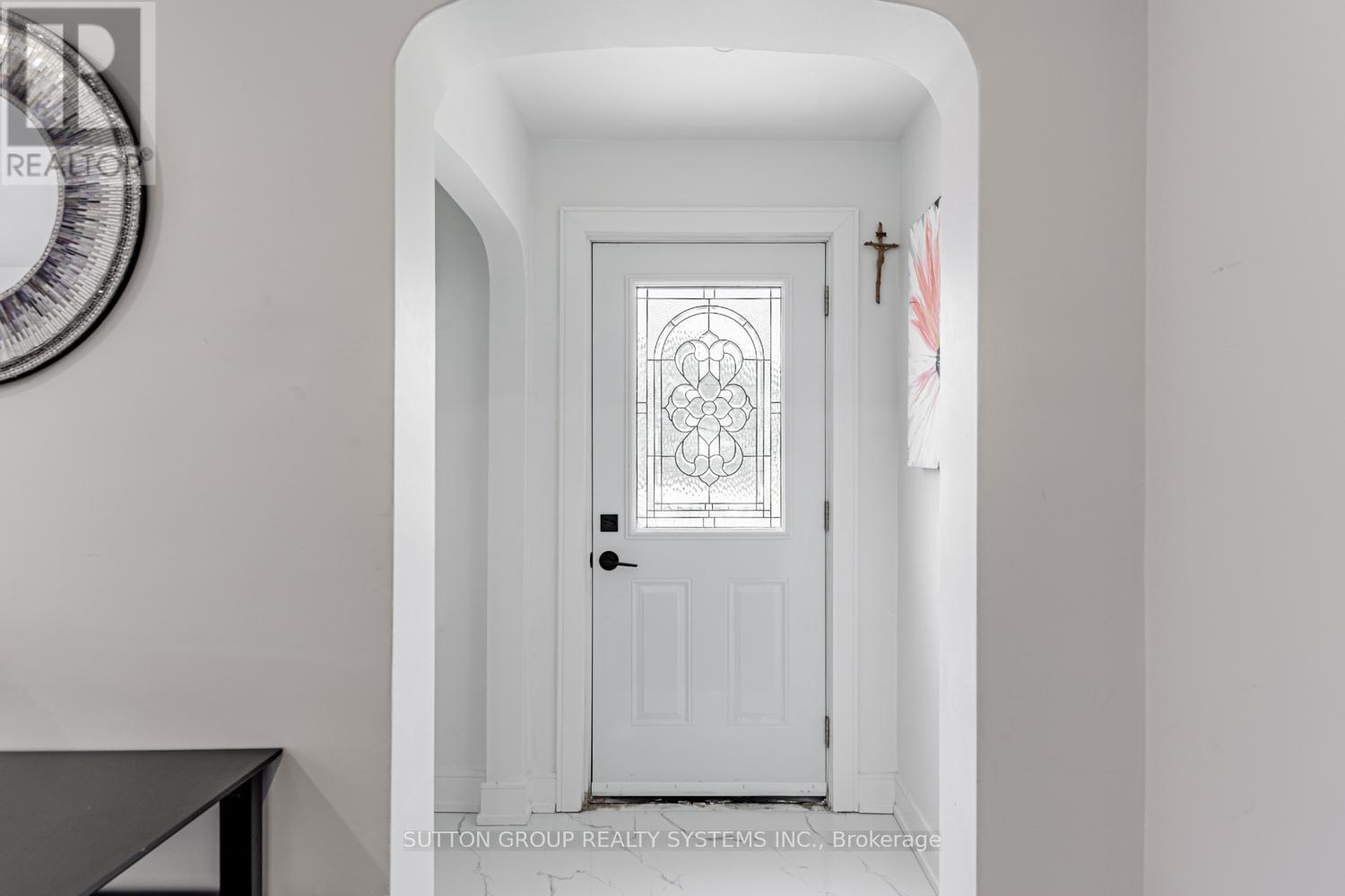 18493 Hurontario Street, Caledon, ON - Indoor Photo Showing Other Room