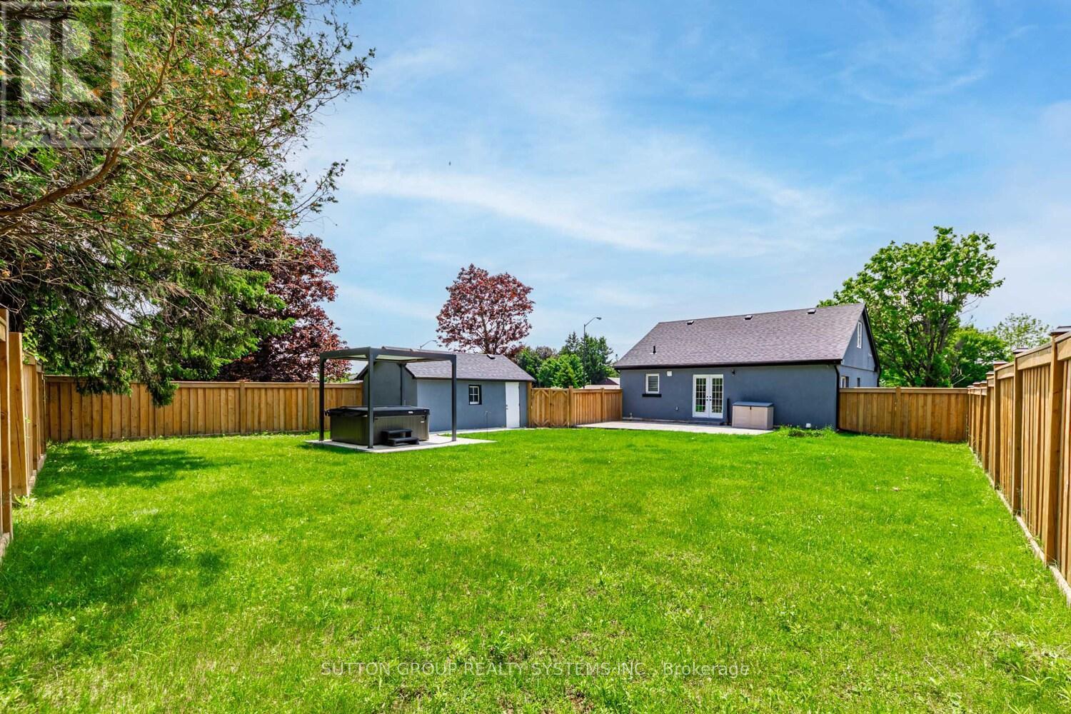 18493 Hurontario Street, Caledon, ON - Outdoor With Backyard