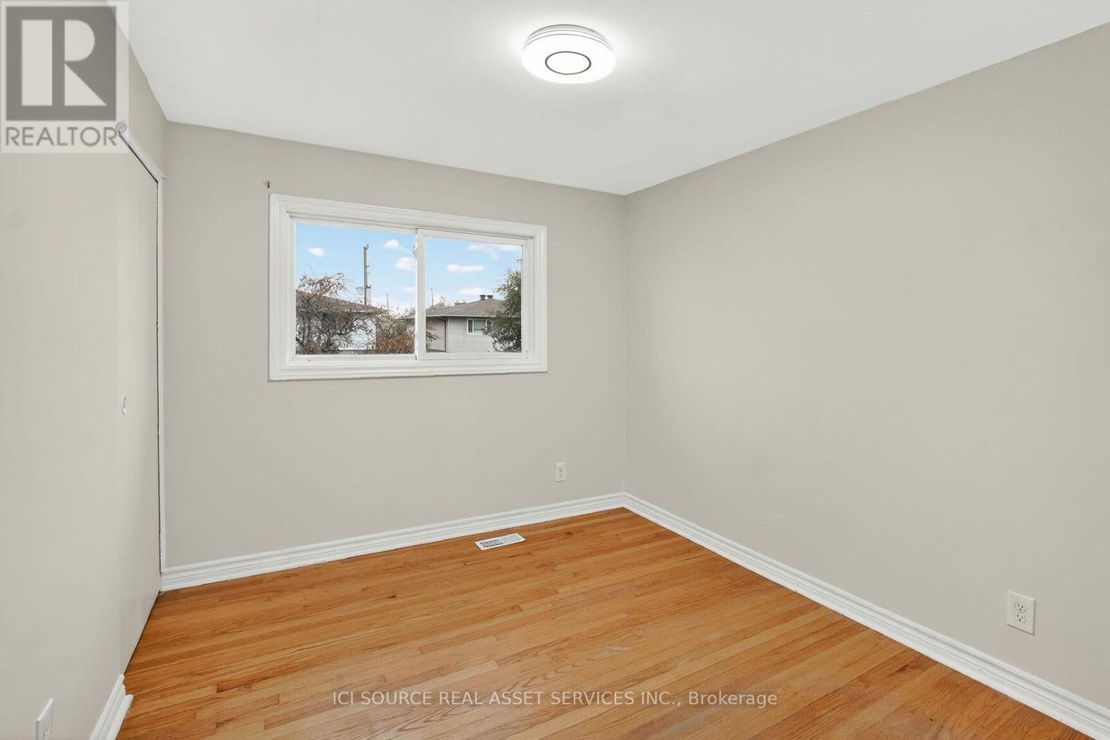 1393 Claymor Avenue, Ottawa, ON - Indoor Photo Showing Other Room