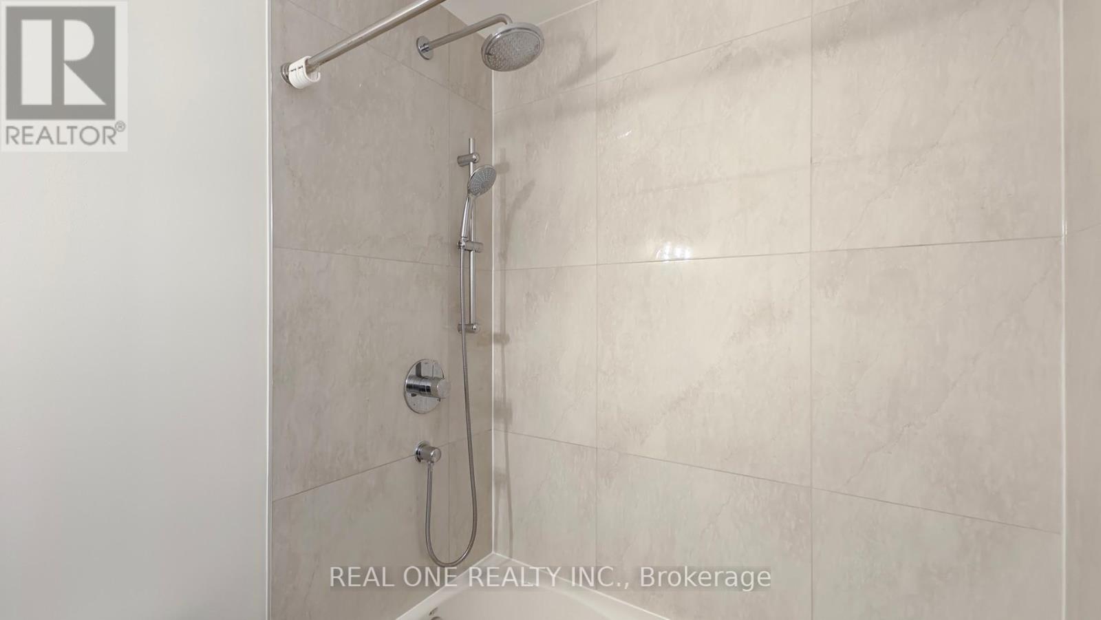 1708 - 33 Bay Street, Toronto, ON - Indoor Photo Showing Bathroom