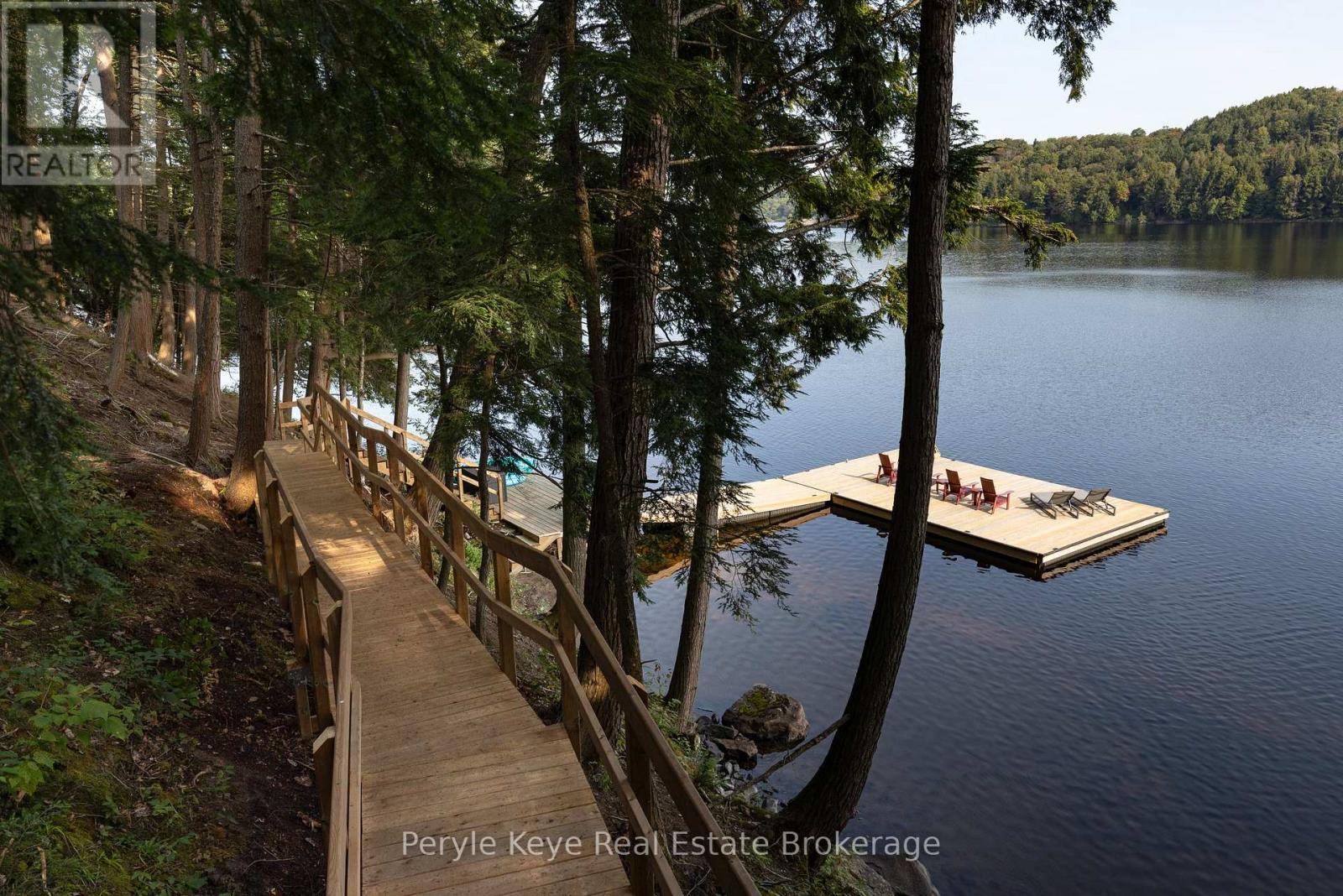 86 Claren Crescent, Huntsville (Stisted), ON - Outdoor With Body Of Water With View