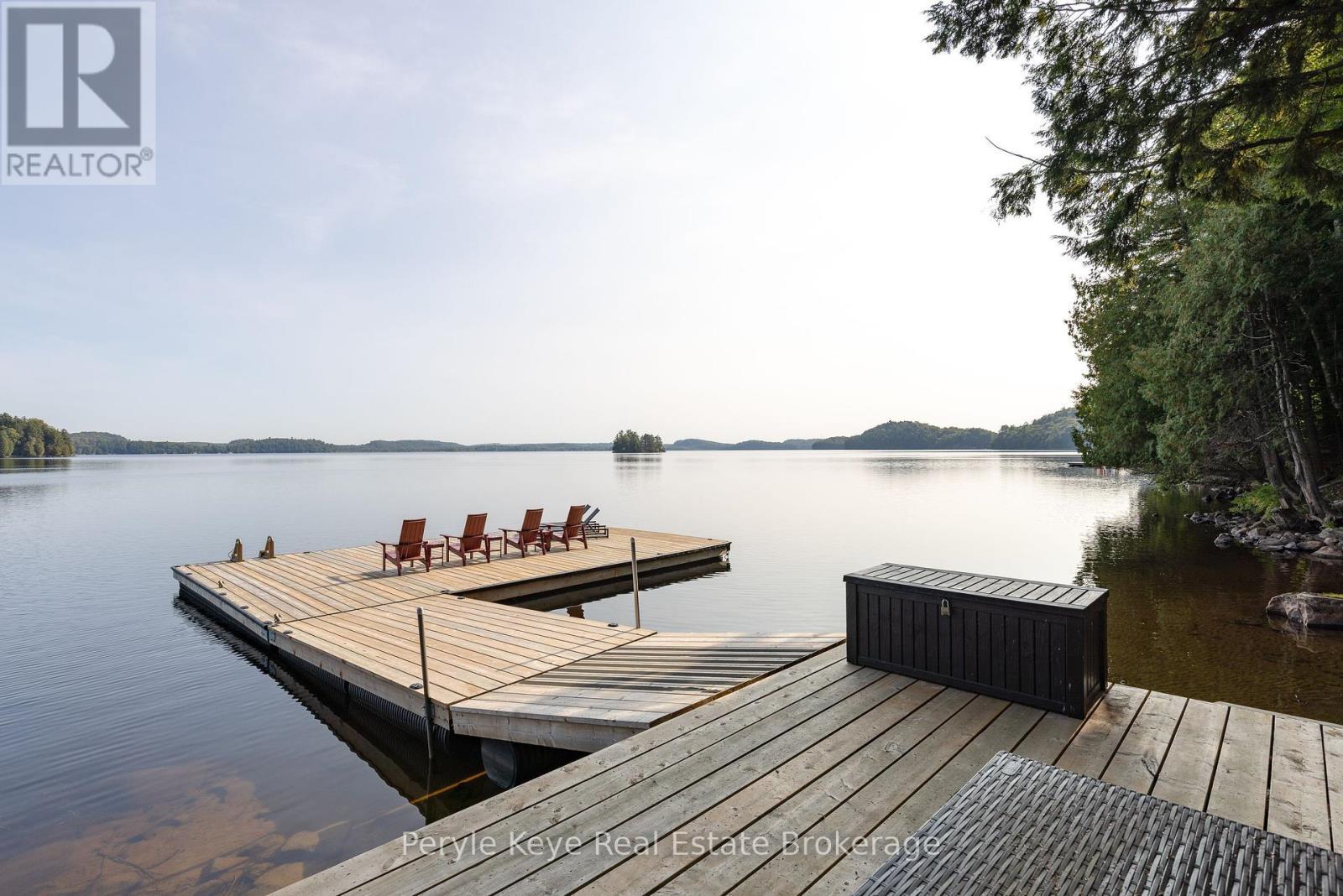 86 Claren Crescent, Huntsville (Stisted), ON - Outdoor With Body Of Water With Deck Patio Veranda With View