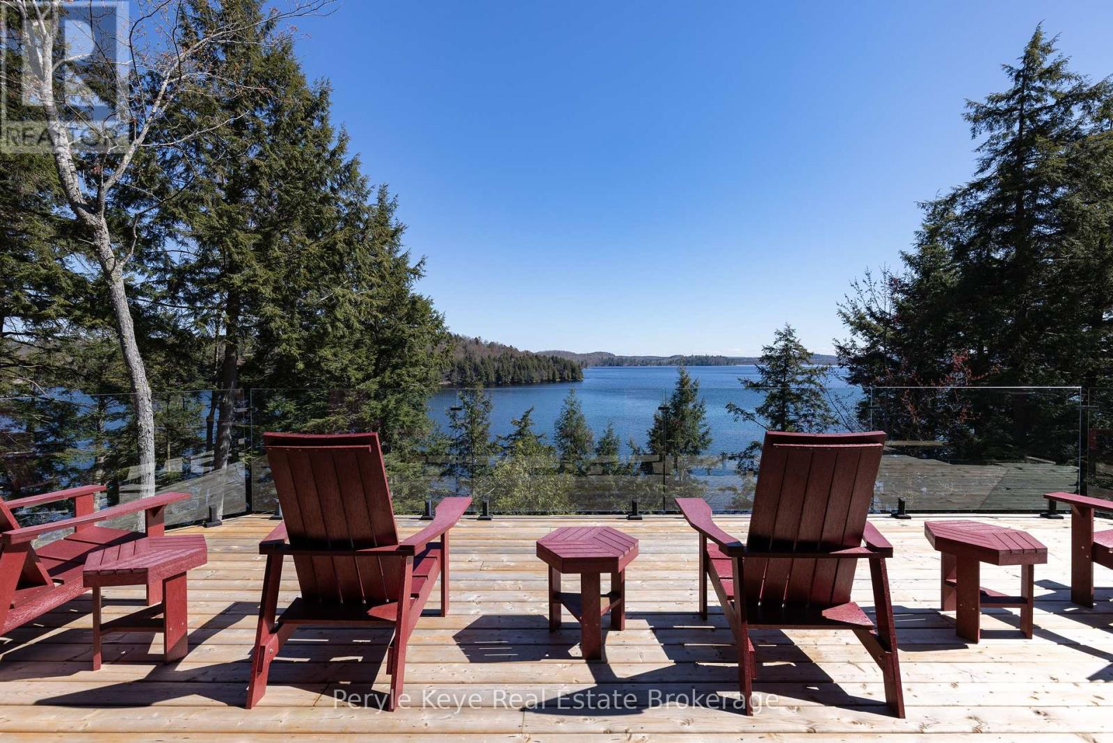 86 Claren Crescent, Huntsville (Stisted), ON - Outdoor With Body Of Water With Deck Patio Veranda