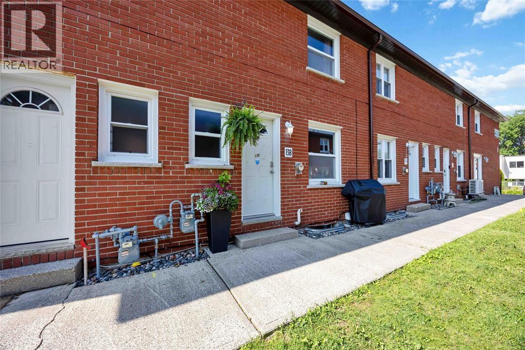 205 Fane Street Unit# 13B, St Clair, ON - Outdoor With Exterior