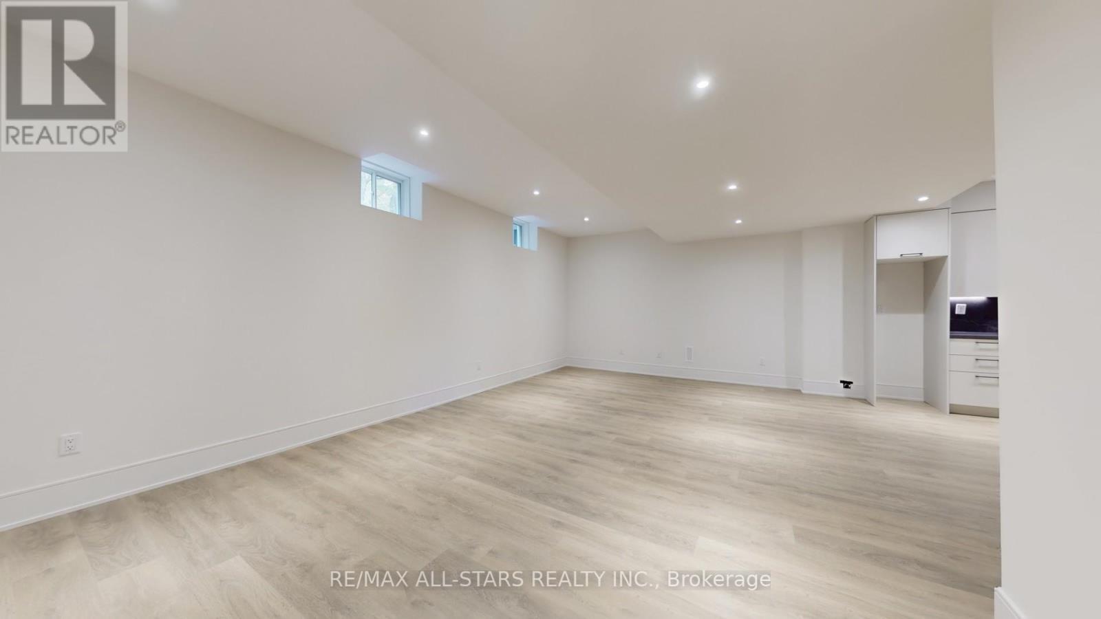 5 Vern Robertson Gate, Uxbridge, ON - Indoor