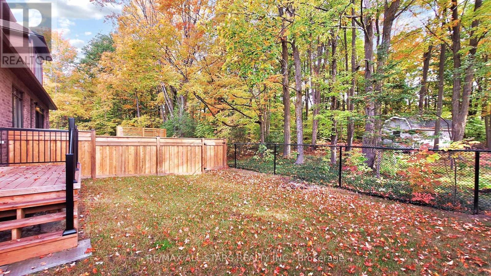 5 Vern Robertson Gate, Uxbridge, ON - Outdoor