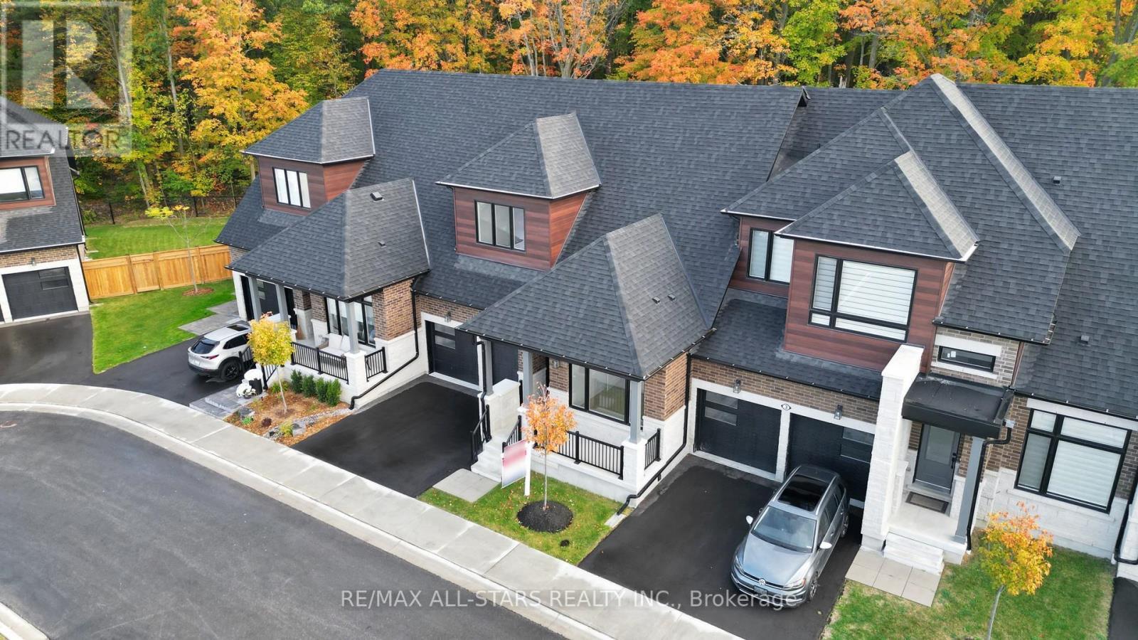 5 Vern Robertson Gate, Uxbridge, ON - Outdoor