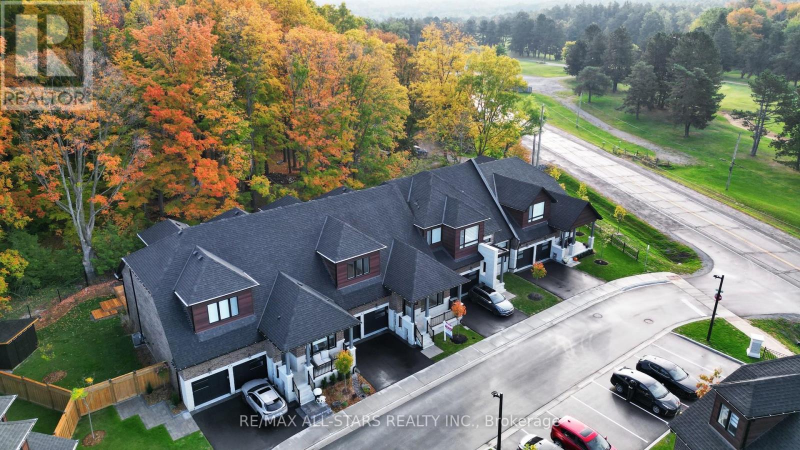 5 Vern Robertson Gate, Uxbridge, ON - Outdoor