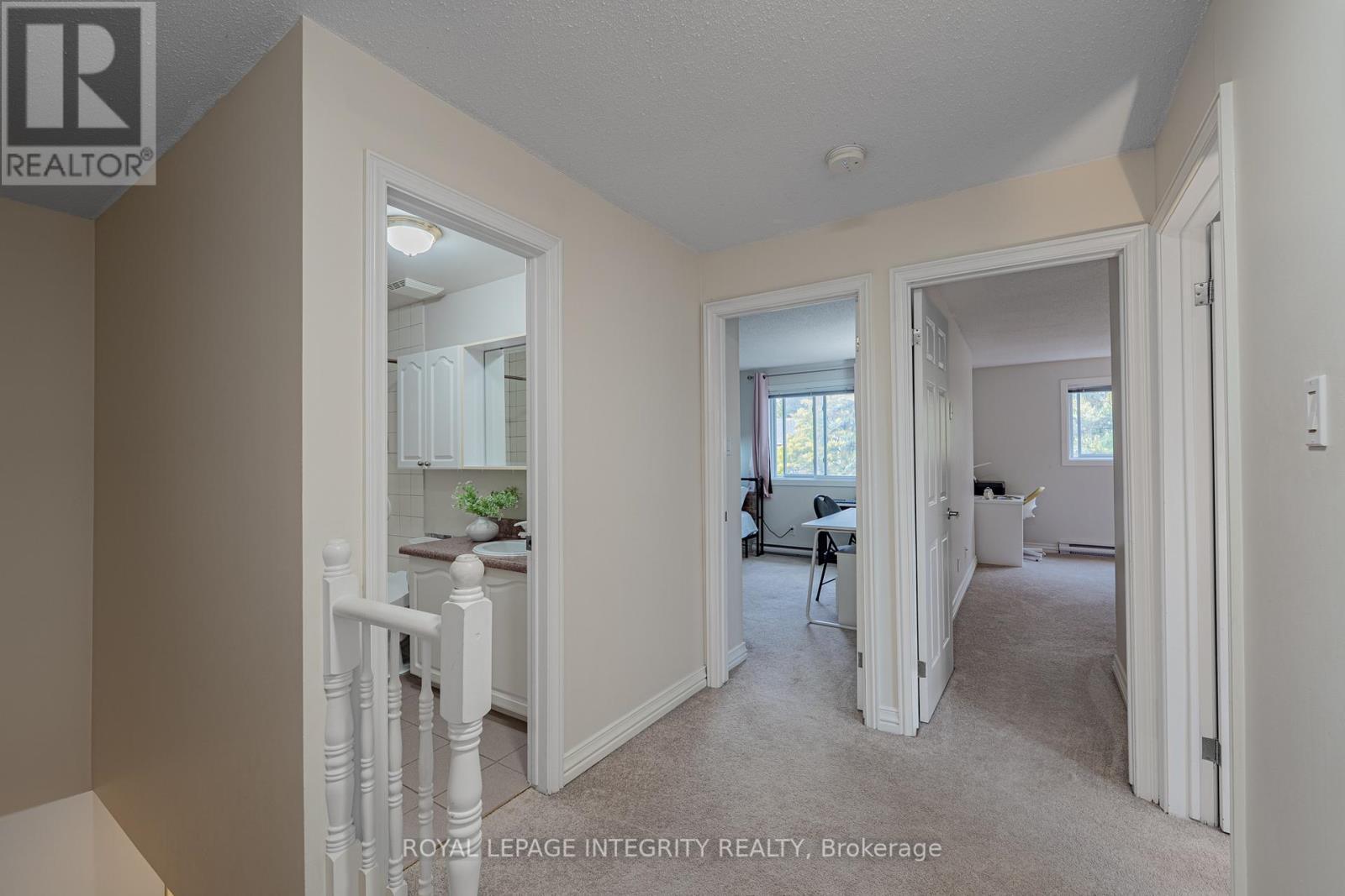 5 - 400 Fenerty Court, Ottawa, ON - Indoor Photo Showing Other Room