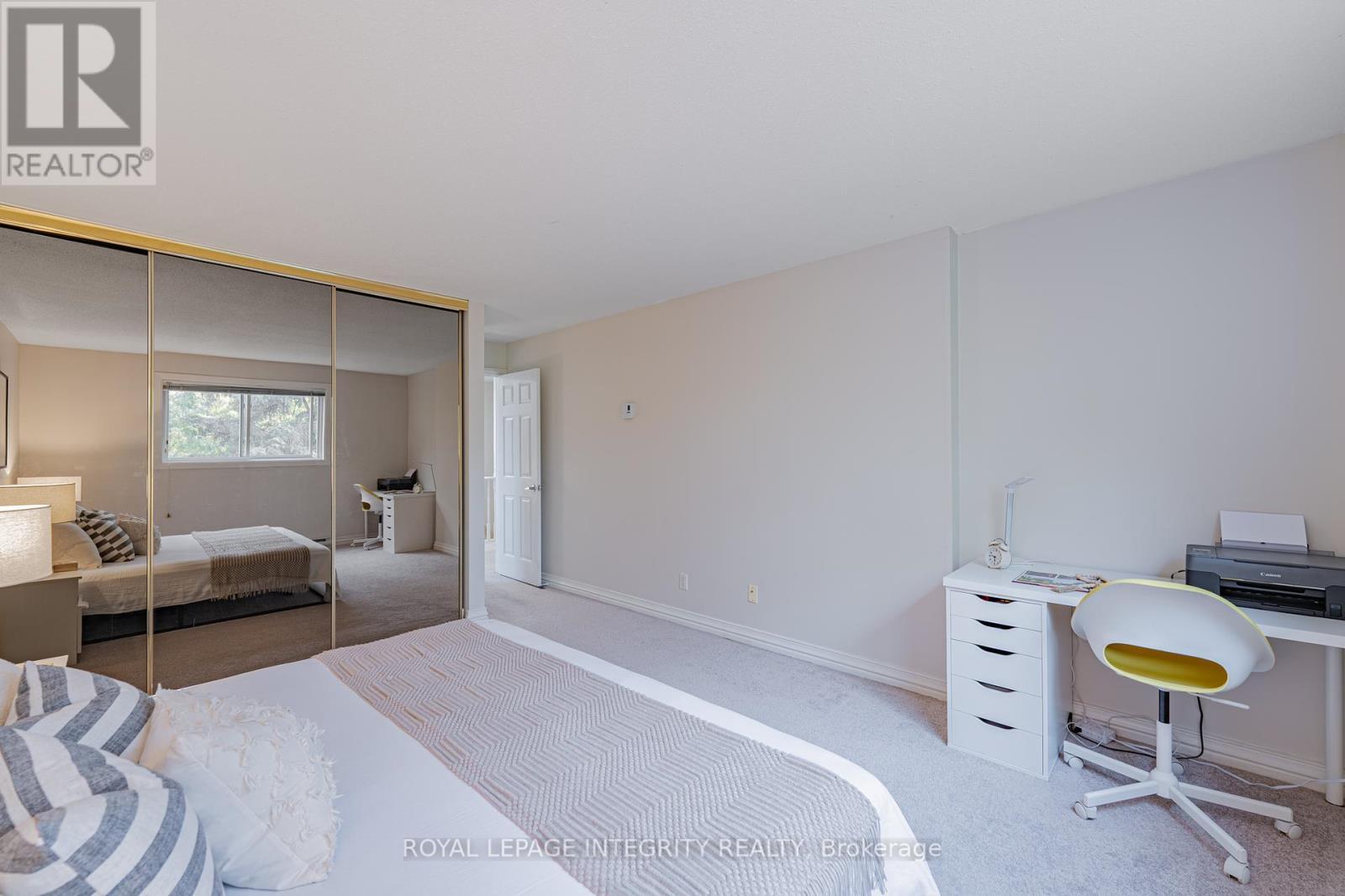 Primary Bedroom - 5 - 400 Fenerty Court, Ottawa, ON - Indoor Photo Showing Bedroom