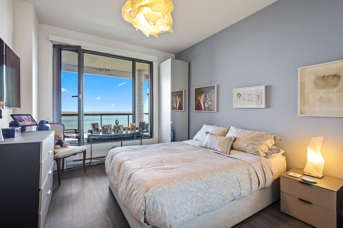 Chambre à coucher - 1407-100 Av. Des Sommets, Montréal (Verdun/Île-Des-Soeurs), QC - Indoor Photo Showing Bedroom