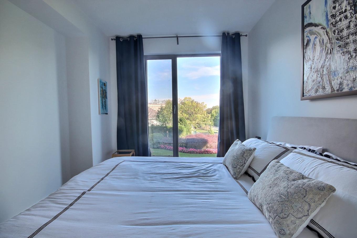Chambre à coucher principale - 203-150 Ch. De La Pointe-Sud, Montréal (Verdun/Île-Des-Soeurs), QC - Indoor Photo Showing Bedroom