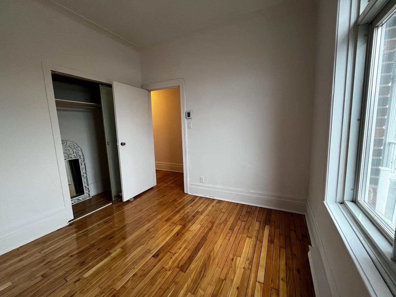 Bedroom - 4300 Rue D'Iberville, Montréal (Le Plateau-Mont-Royal), QC - Indoor Photo Showing Other Room