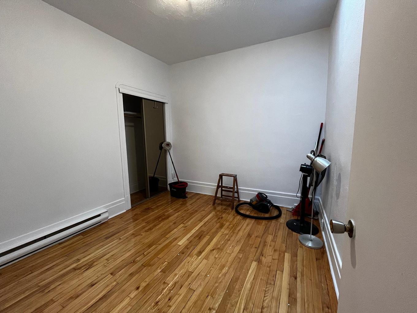 Bedroom - 4300 Rue D'Iberville, Montréal (Le Plateau-Mont-Royal), QC - Indoor Photo Showing Other Room