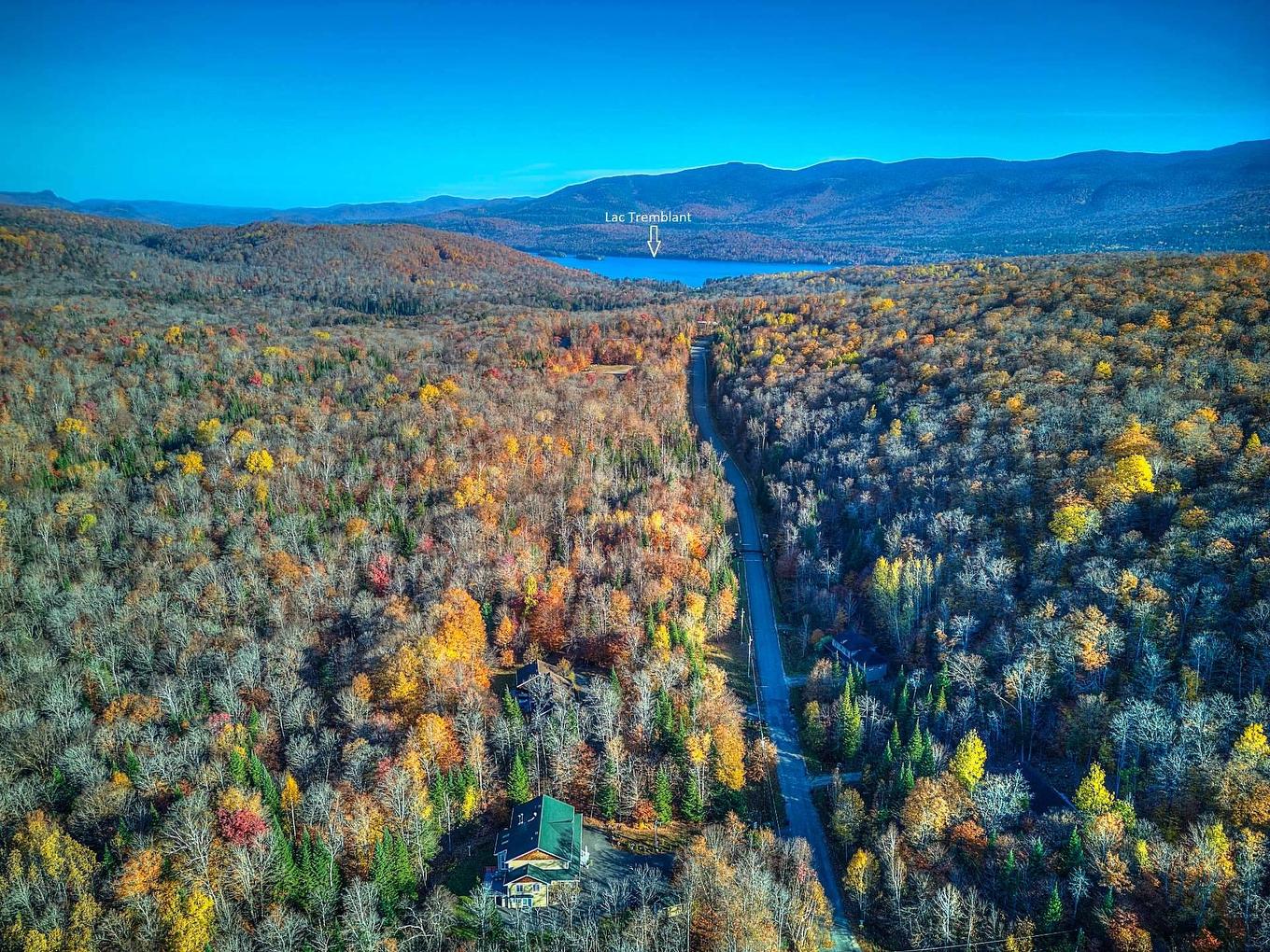 Photo aérienne - 512 Ch. Des Boisés, Mont-Tremblant, QC - Outdoor With View