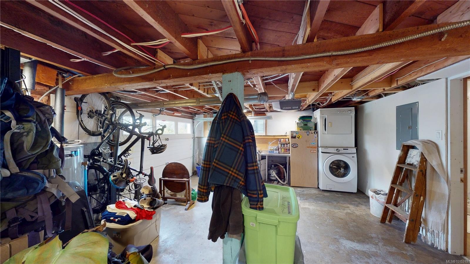 1024 Tolmie Ave, Saanich, BC