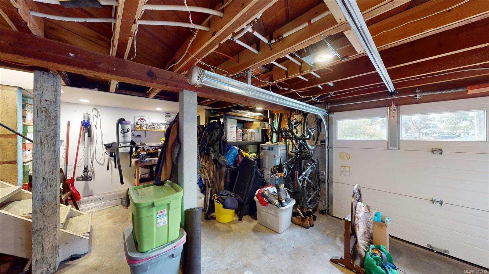 1024 Tolmie Ave, Saanich, BC