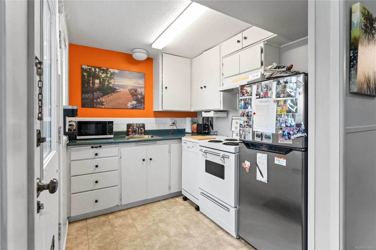 609 Milton St, Nanaimo, BC