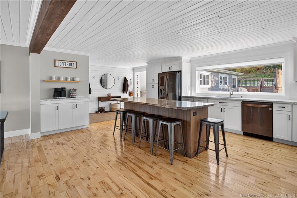 658 Vanier St, Campbellton, NB