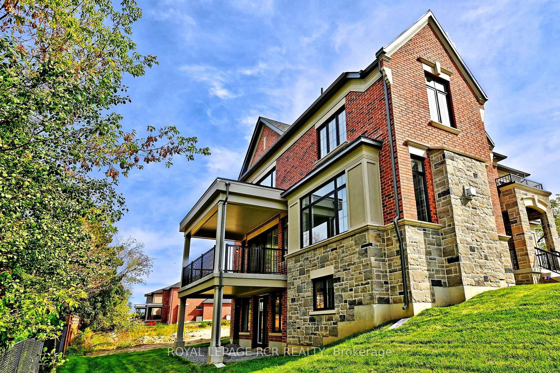 10 William Heath Court, Aurora, ON - Outdoor