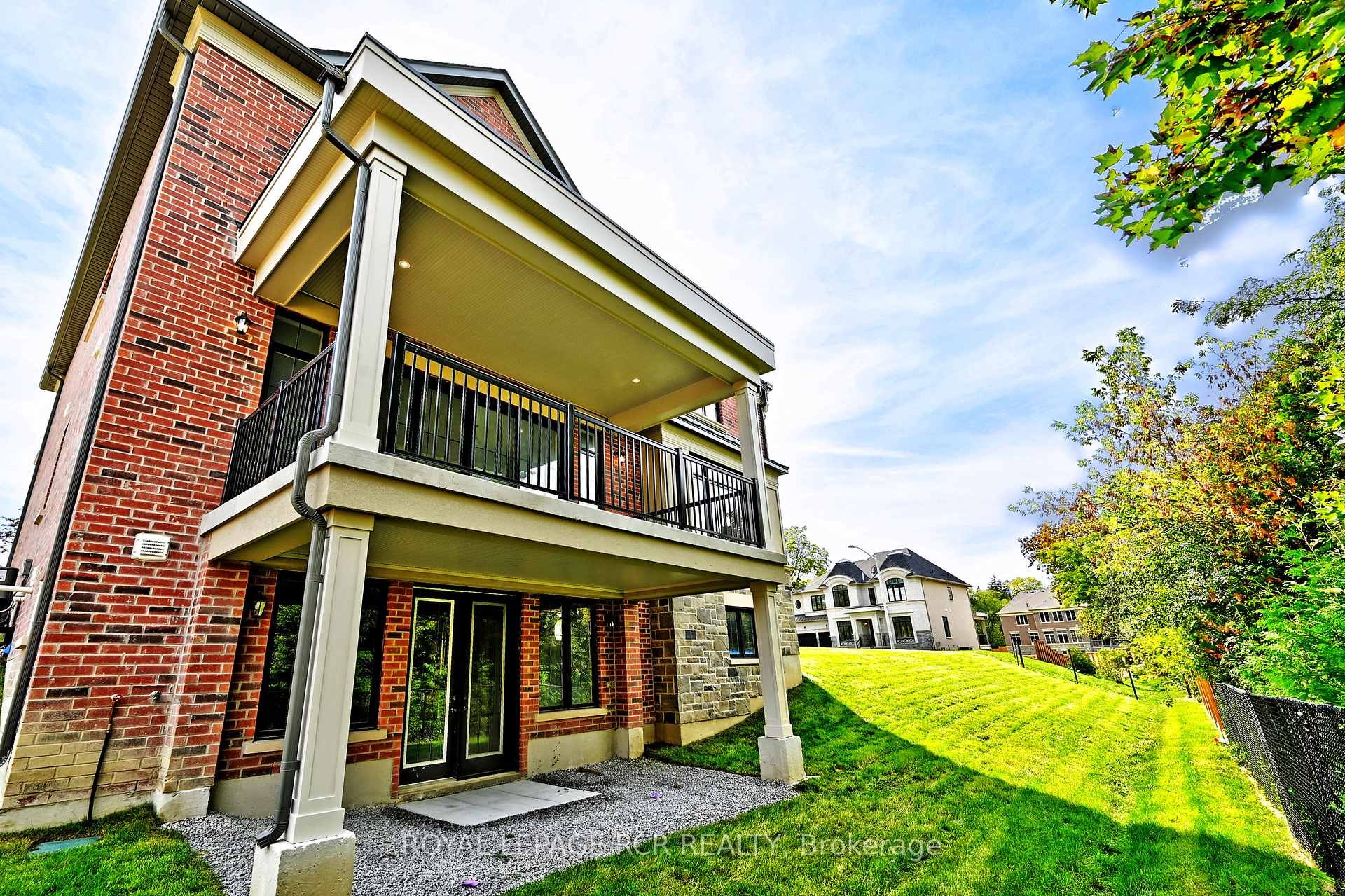 10 William Heath Court, Aurora, ON - Outdoor