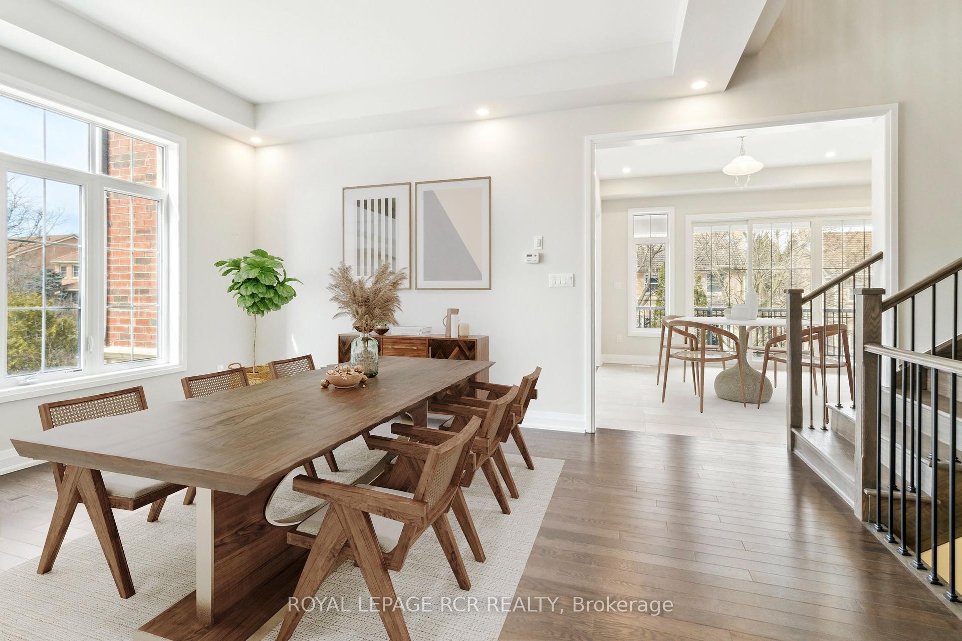 10 William Heath Court, Aurora, ON - Indoor Photo Showing Dining Room