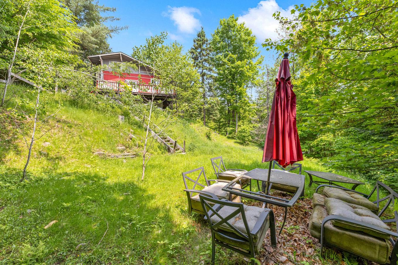 Cour - 3004 Rue D'Arosa, Val-David, QC - Outdoor
