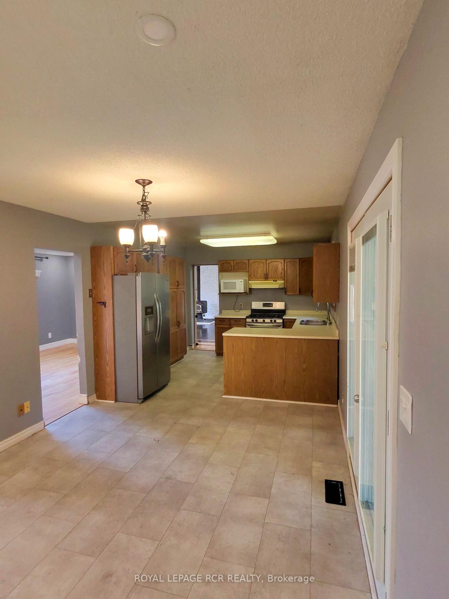 5 Church Street, Amaranth, ON - Indoor Photo Showing Kitchen