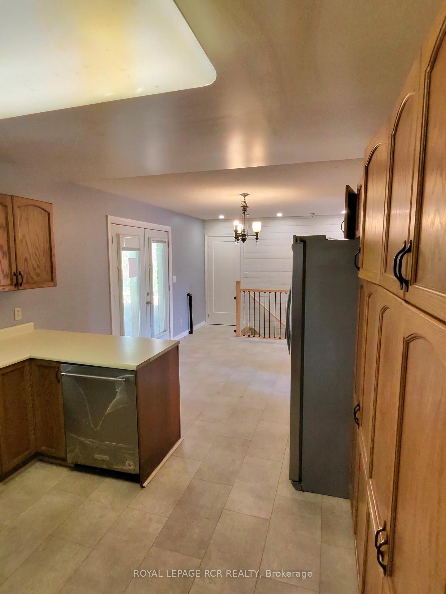 5 Church Street, Amaranth, ON - Indoor Photo Showing Other Room