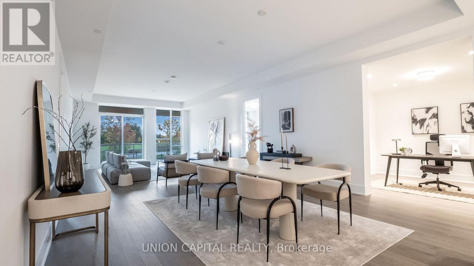 19 - 399 Royal Orchard Boulevard, Markham, ON - Indoor