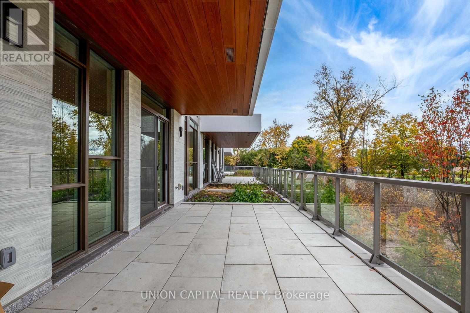 19 - 399 Royal Orchard Boulevard, Markham, ON - Outdoor With Exterior