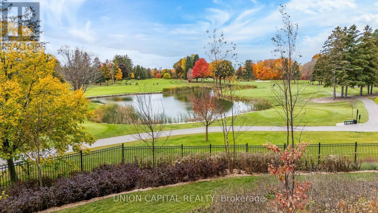 19 - 399 Royal Orchard Boulevard, Markham, ON - Outdoor With View